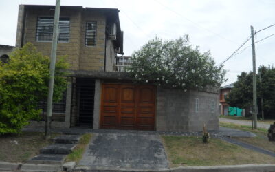 VENDO CASA EN BELLA VISTA